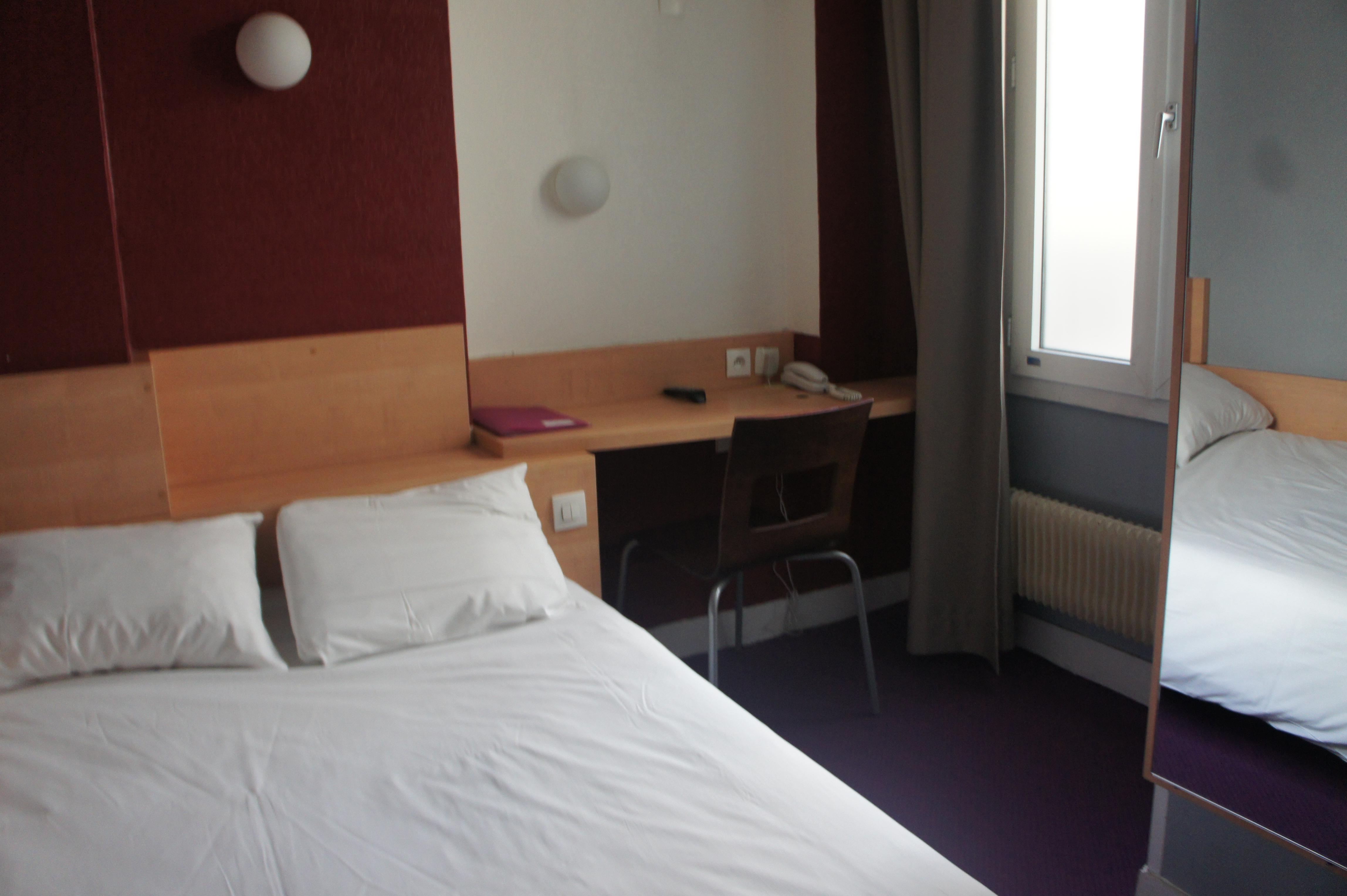לוולואה פרה Hotel D'Anjou מראה חיצוני תמונה