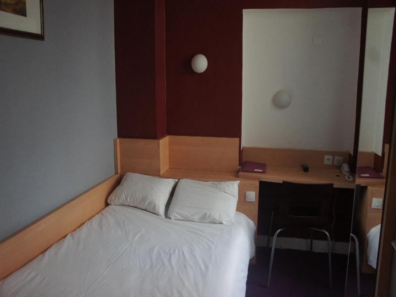 לוולואה פרה Hotel D'Anjou מראה חיצוני תמונה