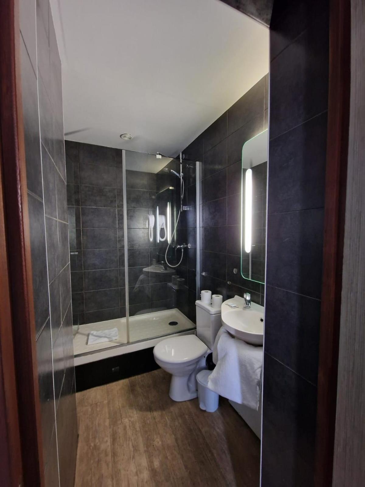 לוולואה פרה Hotel D'Anjou מראה חיצוני תמונה