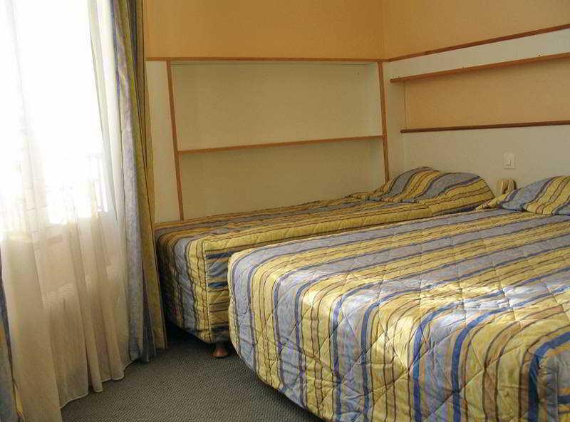 לוולואה פרה Hotel D'Anjou מראה חיצוני תמונה