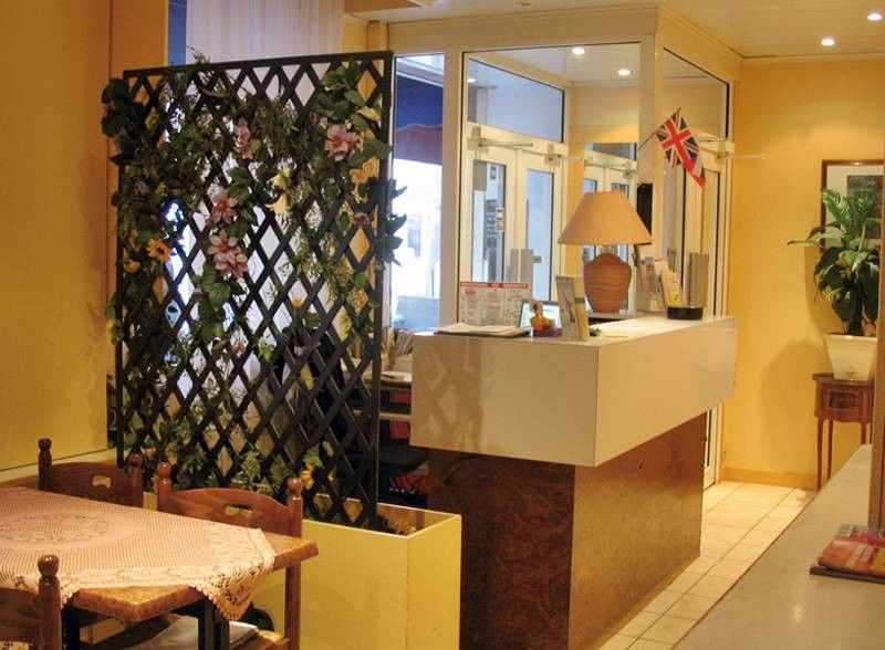 לוולואה פרה Hotel D'Anjou מראה חיצוני תמונה